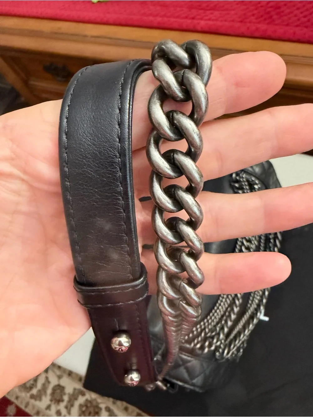 CHANEL Black Quilted Leather Shoulder Bag with Gunmetal Chains